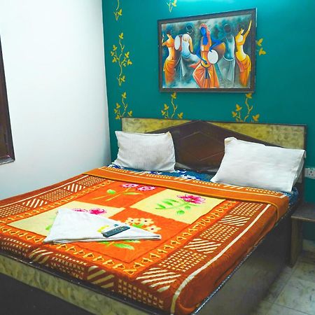 Hotel Bliss Bourn - Lajpat Nagar New Delhi Exterior photo